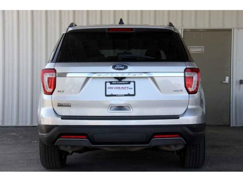 Used 2019 Ford Explorer XLT w/ Class III Trailer Tow Package image 10