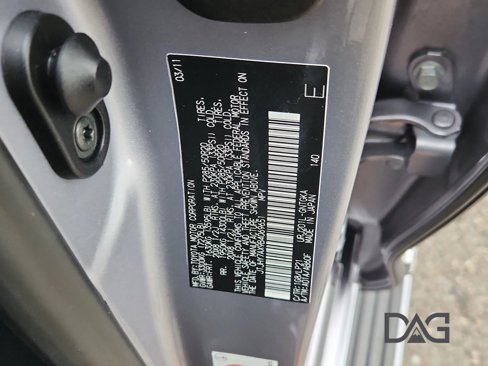 Used 2011 Lexus LX 570 4WD w/ Luxury Pkg image 28