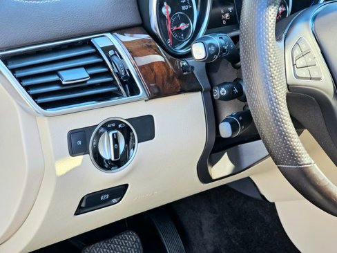 Certified 2019 Mercedes-Benz GLS 450 4MATIC image 18