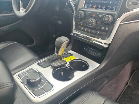Used 2018 Jeep Grand Cherokee Limited image 26
