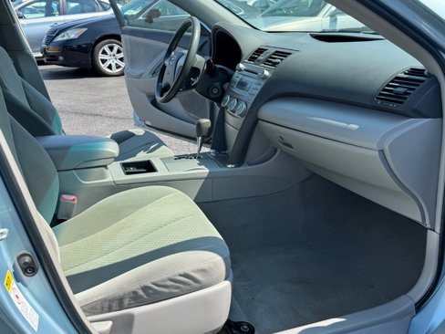 Used 2009 Toyota Camry LE image 19