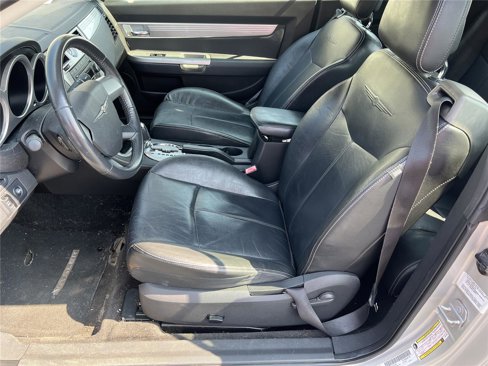 Used 2010 Chrysler Sebring Touring w/ Special Touring Group image 17