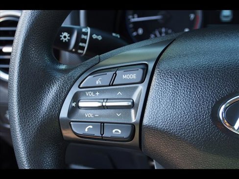 Used 2019 Hyundai Kona SE image 23