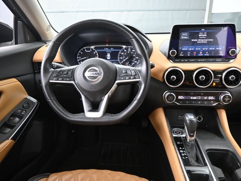Used 2020 Nissan Sentra SV image 13
