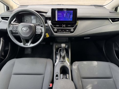Used 2024 Toyota Corolla LE image 2