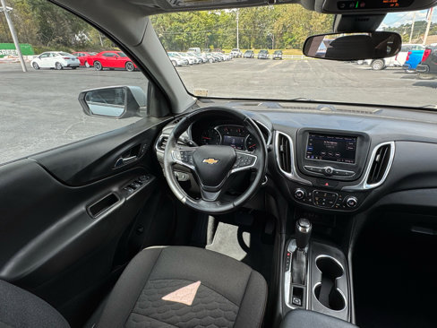 Used 2021 Chevrolet Equinox LT w/ Driver Convenience Package image 21