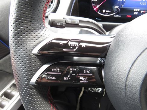 Certified 2024 Mercedes-Benz GLB 250 4MATIC image 11