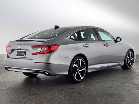 Used 2022 Honda Accord Sport image 7