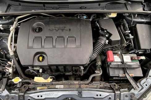 Used 2016 Toyota Corolla LE image 28