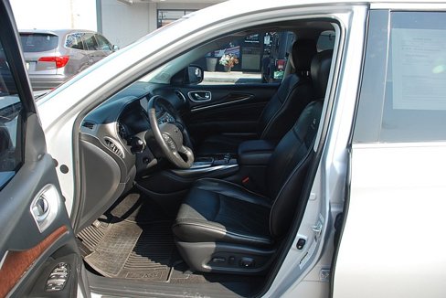 Used 2013 INFINITI JX35 AWD w/ Premium Pkg image 10