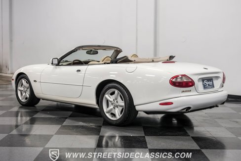 Used 1998 Jaguar XK8 Convertible image 8