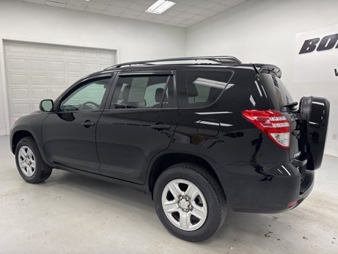 Used 2012 Toyota RAV4 FWD image 7