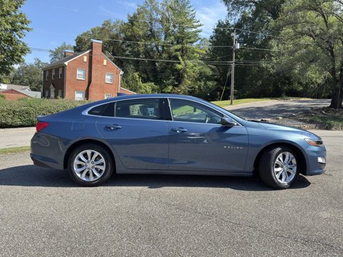 Used 2024 Chevrolet Malibu LT image 3