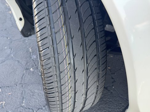 Used 2013 Nissan Juke NISMO image 35