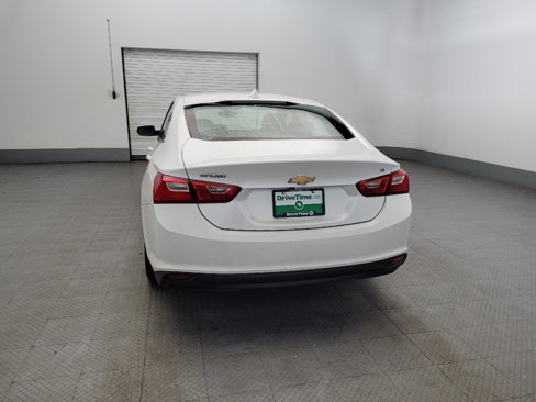 Used 2017 Chevrolet Malibu LT image 6