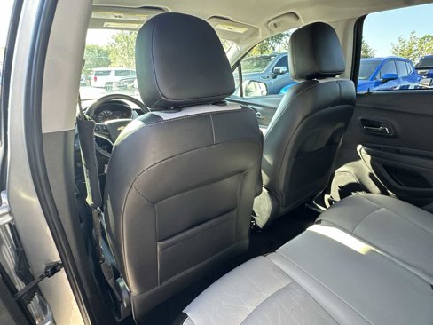 Used 2018 Chevrolet Trax LT w/ Driver Confidence Package image 16
