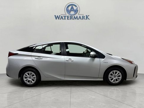 Used 2021 Toyota Prius L Eco image 6