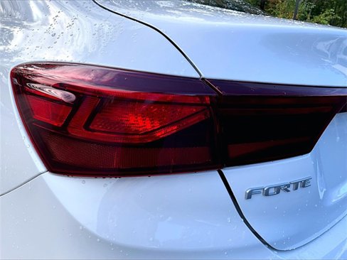 Used 2023 Kia Forte LXS image 31