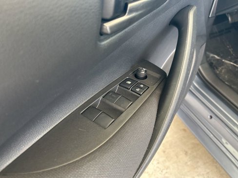 Used 2024 Toyota Corolla LE image 30