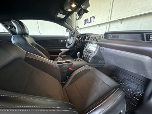 Used 2016 Ford Mustang Shelby GT350 w/ Technology Package image 16