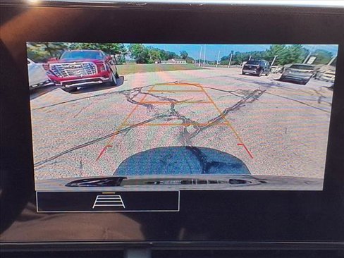 New 2025 Chevrolet Trax RS w/ Sunroof Package image 13