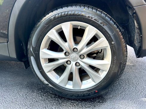 Used 2013 Toyota RAV4 Limited image 12