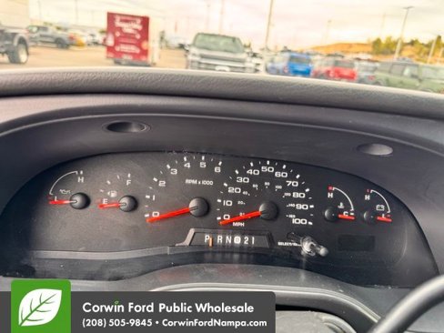 Used 2005 Ford E-250 and Econoline 250 image 10