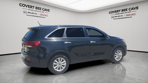Used 2019 Kia Sorento L image 10