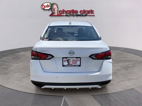 New 2025 Nissan Versa SV w/ Trunk Package image 5