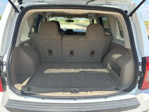 Used 2014 Jeep Patriot Latitude image 14