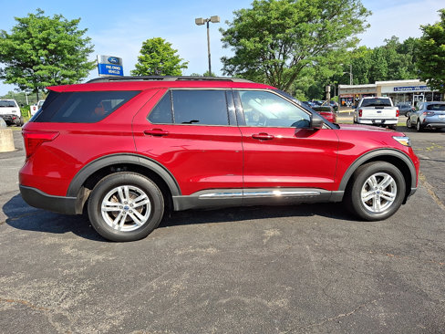 Certified 2022 Ford Explorer XLT image 7