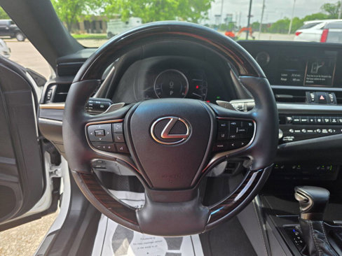 Used 2021 Lexus ES 350 w/ Premium Package image 15