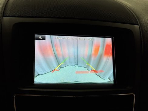 Used 2015 Lincoln MKT AWD image 26