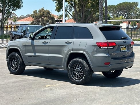 Used 2019 Jeep Grand Cherokee Altitude image 4
