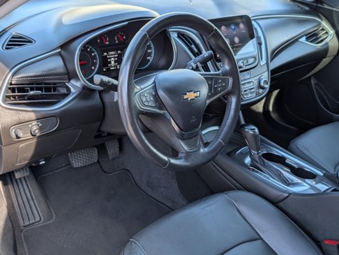 Used 2020 Chevrolet Malibu LT w/ Leather Package image 14