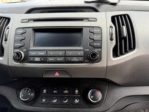 Used 2015 Kia Sportage LX image 7