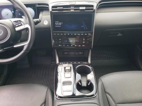 Used 2022 Hyundai Tucson Limited image 16