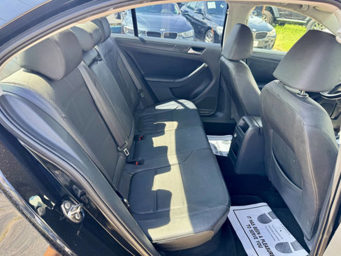 Used 2012 Volkswagen Jetta SE image 13