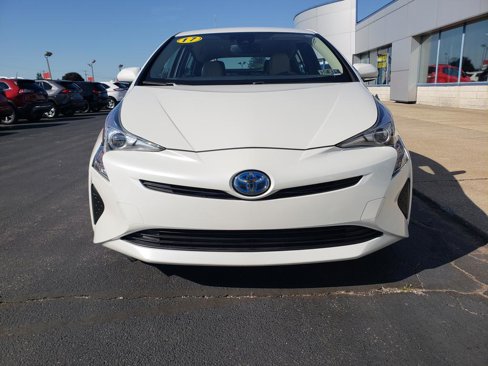 Used 2017 Toyota Prius image 4
