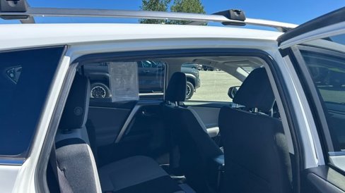 Used 2018 Toyota RAV4 XLE image 30
