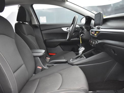 Used 2023 Kia Forte LXS image 21