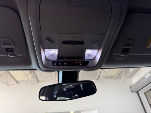 Used 2019 Chevrolet Equinox LT image 24