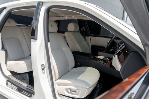 Used 2012 Rolls-Royce Ghost image 13