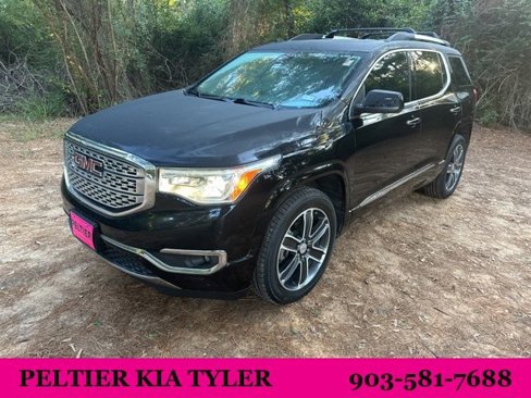 Used 2017 GMC Acadia Denali image 3