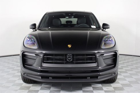 New 2026 Porsche Macan image 10