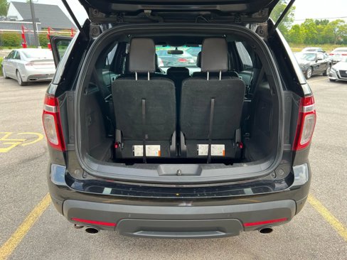 Used 2015 Ford Explorer XLT w/ Equipment Group 202B image 26