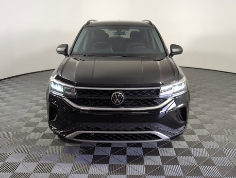 Used 2023 Volkswagen Taos S image 6