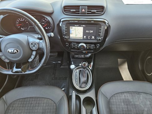 Certified 2018 Kia Soul ! w/ Tech Package image 16