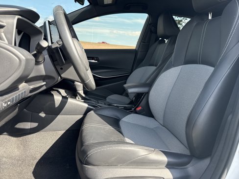 Used 2021 Toyota Corolla XSE image 16