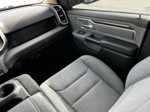 Used 2019 RAM 1500 Big Horn image 16